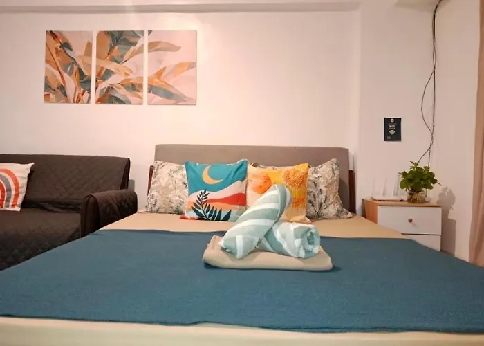Apartment Affordable Family Near Mactan Airport By A&c *